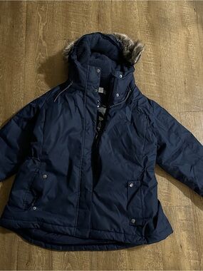 Columbia Navy Winter Parka Jacket with Faux-Fur Trim